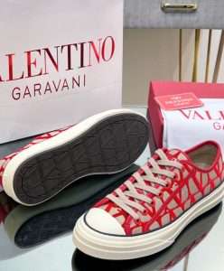 Valentino Unisex Toile Iconographe Totaloop Low-Top Sneaker-10