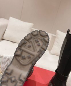 Valentino Womens One Stud Boot In Calfskin 45MM Black-10