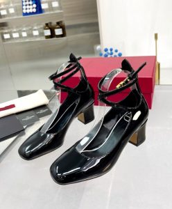 Valentino Womens Valentino Garavani Tan-Go Patent Leather Pump 60MM-3