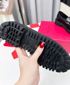 Valentino Womens Vlogo Signature Calfskin Loafer Black-10