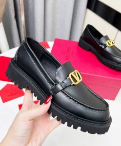 Valentino Womens Vlogo Signature Calfskin Loafer Black-5
