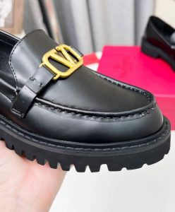 Valentino Womens Vlogo Signature Calfskin Loafer Black-9