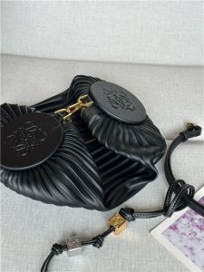 Loewe Bracelet Pouch 9751 Black-8.jpg