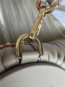 Loewe Bracelet Pouch 9751 Clay Green-9.jpg