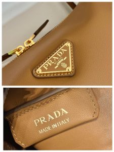 Medium Leather Handbag 1BA444 Caramel-9.jpg