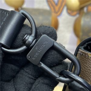 Montsouris Messenger PM M47060-6.jpg