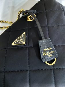 Prada Re-Edition 1995 Chaine large Re-Nylon bag 1BG467 Black-7.jpg
