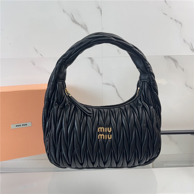 Wander Matelasse L Hobo Bag 5BC108 Black-1.jpg