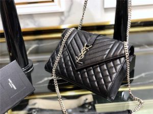 Medium Envelope Chain Bag 8208 BlackSilver-3.jpg