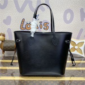 Neverfull MM M11930 Black-3.jpg