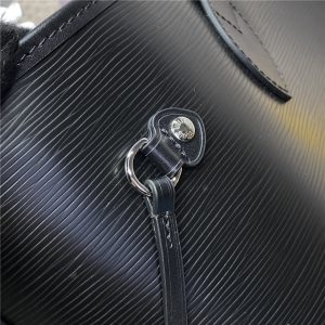 Neverfull MM M11930 Black-6.jpg