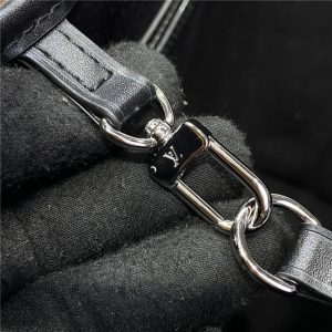 Neverfull MM M11930 Black-8.jpg