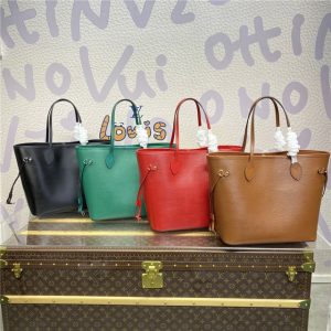Neverfull MM M12755 Red-11.jpg