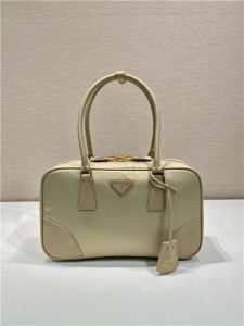 Prada Re-Edition 1978 Medium 1BB115 Beige-1.jpg