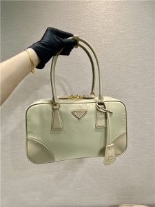 Prada Re-Edition 1978 Medium 1BB115 Beige-2.jpg