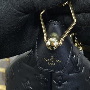 Coussin Hobo MM M12068 Black-7.jpg