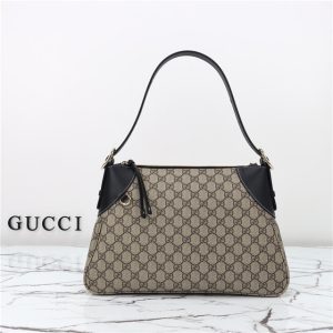 GG Emblem Large Shoulder Bag 815217 Black-1.jpg