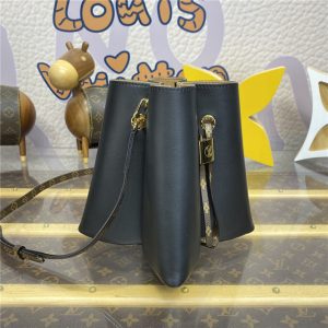 LV Bloom PM M13843 Black-2.jpg