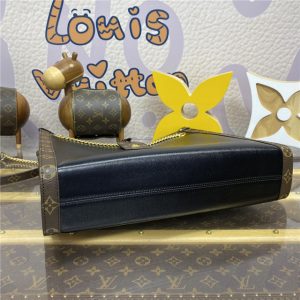 LV Nova MM M13137 Black-4.jpg