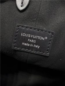 Noe Trunk PM M13484 Black-9.jpg