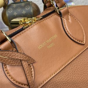 Vendome MM M22925 Gold-5.jpg