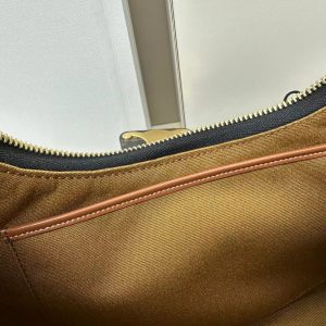 Ava Bag IN Triomphe Canvas and calfskin-10
