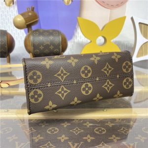 LV x TM OnTheGo BB M13668-4.jpg