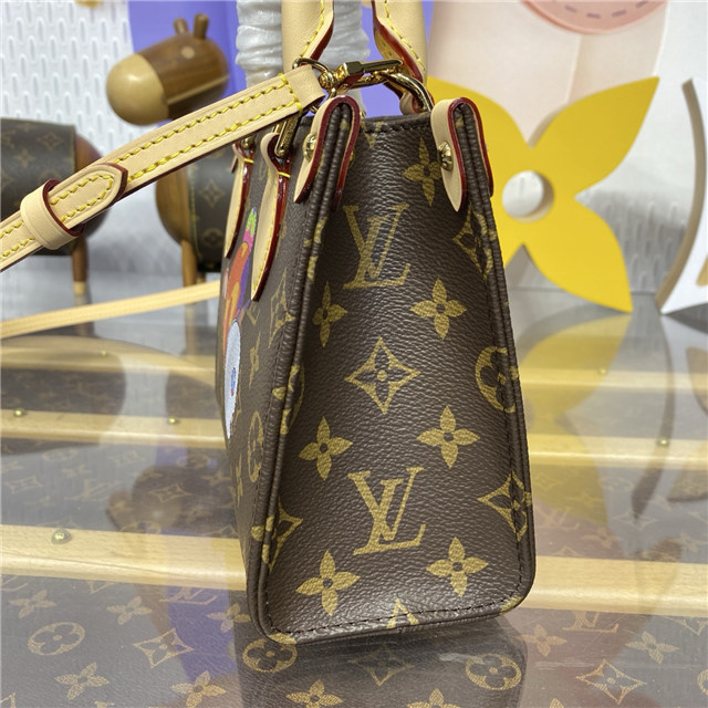 LV x TM OnTheGo BB M13668-5.jpg