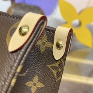 LV x TM OnTheGo BB M13668-8.jpg