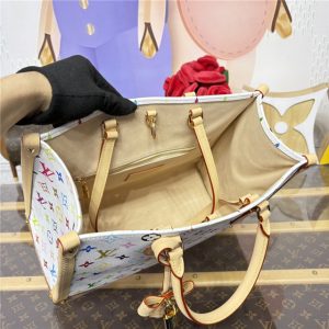 LV x TM OnTheGo MM M13079-10.jpg