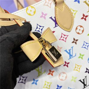 LV x TM OnTheGo MM M13079-6.jpg