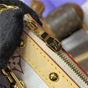 LV x TM Pochette Accessoires M13404-5.jpg