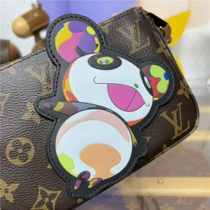 LV x TM Pochette Accessoires M13440-5.jpg