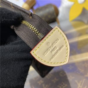 LV x TM Trio Toiletry Pouch M13762-9.jpg