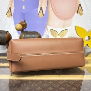 Low Key Messenger M13151 Cognac-4.jpg