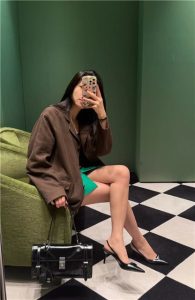 Medium Leather Handbag 1BN026 Black-11.jpg