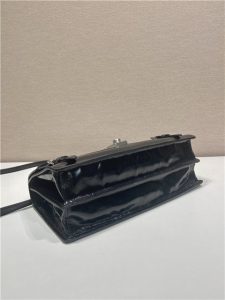Medium Leather Handbag 1BN026 Black-7.jpg