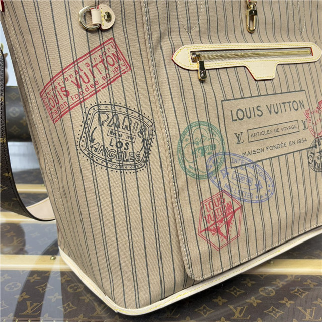 Neverfull Bandouliere Inside Out GM M11948-10.jpg