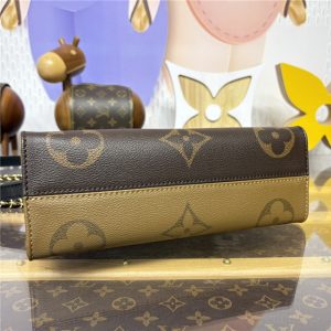 OnTheGo East West Chain M14236-4.jpg