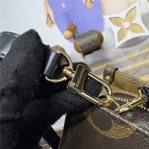 OnTheGo East West Chain M14236-9.jpg