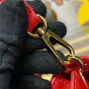 Wallet On Chain Capucines M12405 Lipstick Red-8.jpg