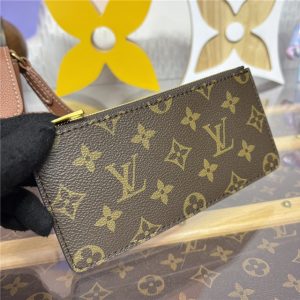 Wallet On Chain Low Key M12147-7.jpg