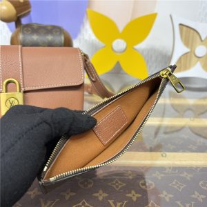 Wallet On Chain Low Key M12147-8.jpg