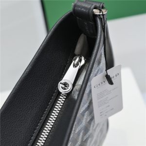 Conti pouch 69100 Black-6.jpg