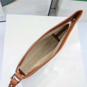 Conti pouch 69100 BlackTan-9.jpg