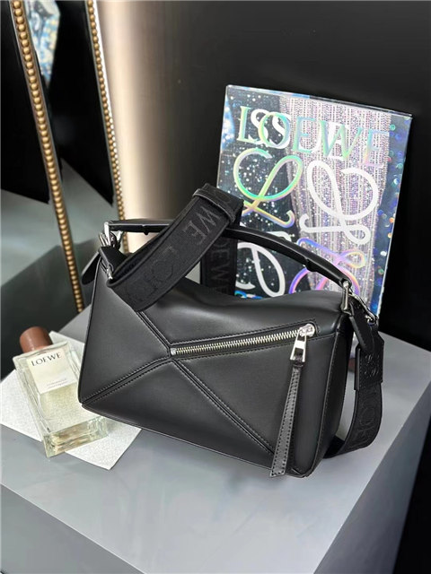 Loewe Samll Puzzle Bag 17701 Black-4.jpg