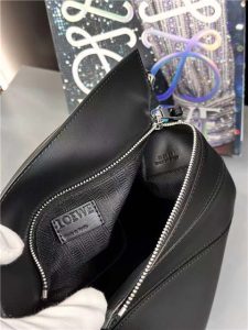 Loewe Samll Puzzle Bag 17701 Black-9.jpg