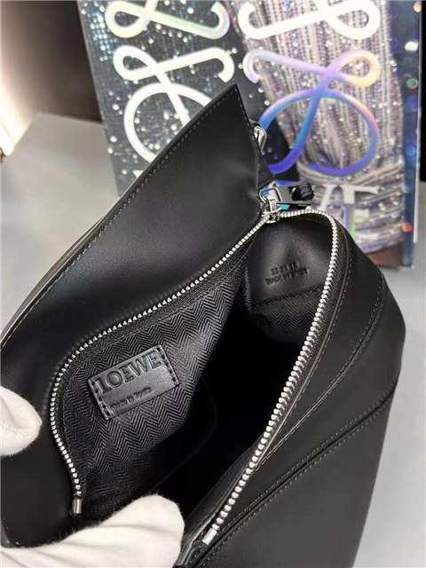Loewe Samll Puzzle Bag 17701 Black-9.jpg