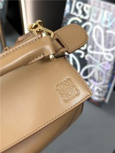 Loewe Samll Puzzle Bag 17701 Toffee-7.jpg