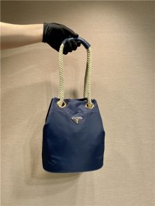 Mariner Re-Nylon Small Bucket Bag 1BE082 Baltic Blue-1.jpg